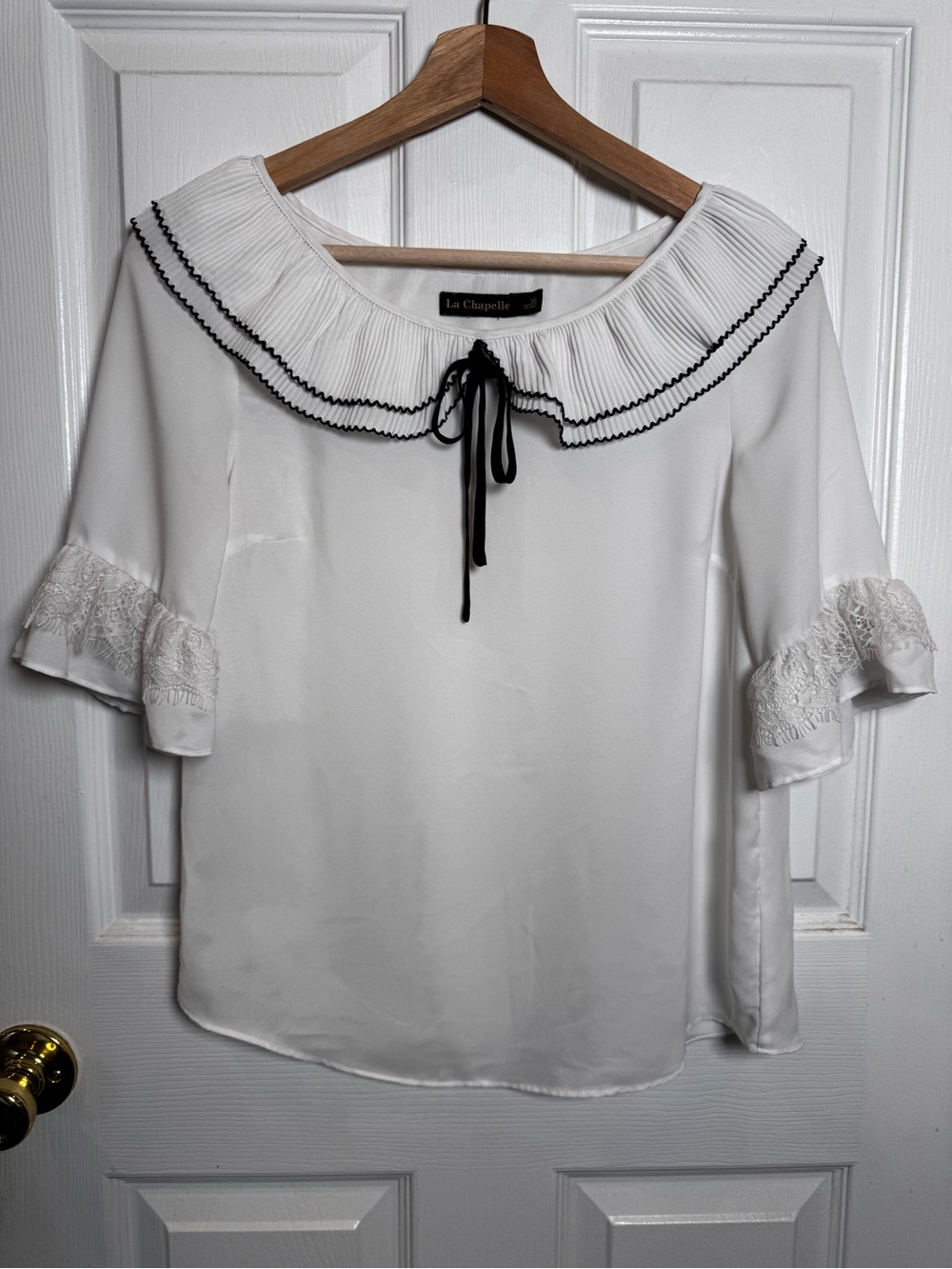 La Chapelle White Pleated Ruffle Collar Lace Sleeve Blouse Small Coquette